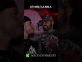 LE HUELE LA AXILA