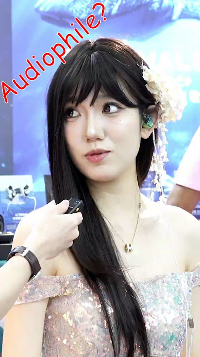 Asking Chinese Audiophiles If They Know Hotel California #audiophile #headphones #inearmonitors