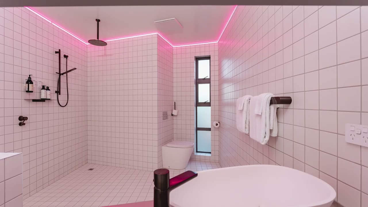 Dunedin Accommodation, Errick's Hotel, 649 Princes Street, Dunedin, 020 4156 2779