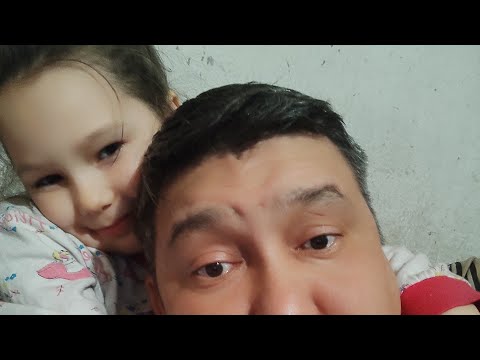 Мы с дочкой записали мою авторскую песню 'Милая мама, милый мой папа'