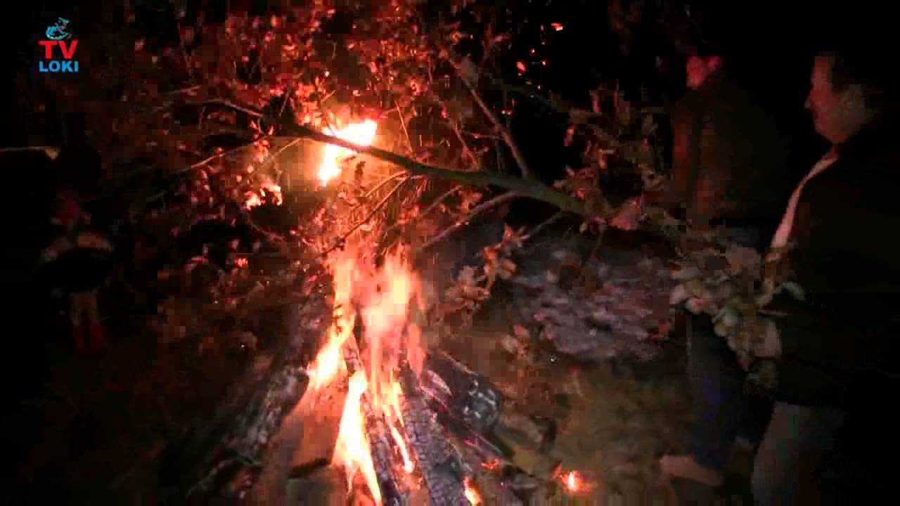 Pravoslavni Badnjak u Vrhovinama 2015. - YouTube
