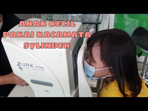 Video: Bagaimana Meyakinkan Anak Anda Untuk Memakai Kacamata?