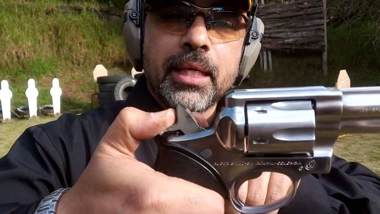 236. Ruger SpeedSix - Calibre .38 Especial