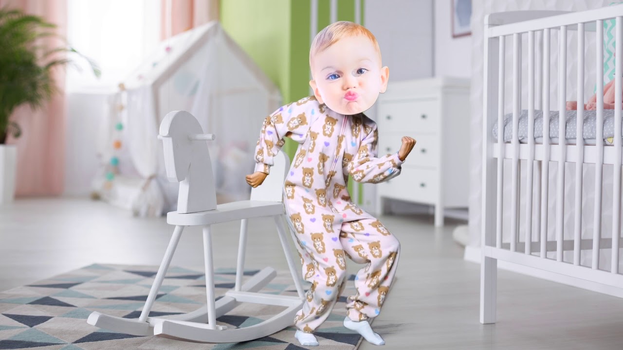 Baby loves to dance! BoBBle Hedz fun! YouTube