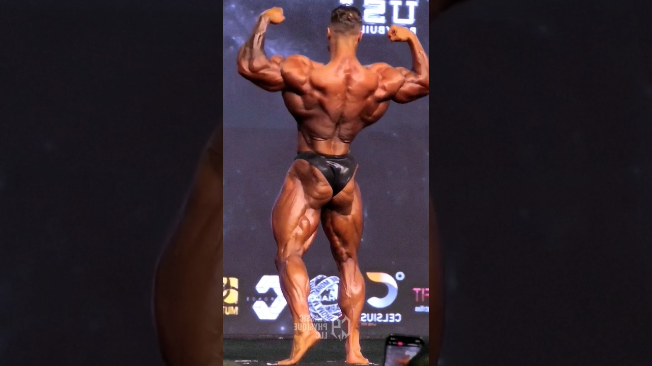 CBUM‼️ Back Doble Biceps 😳👌