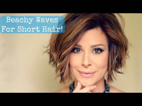 BEACH WAVES FOR SHORT HAIR TUTORIAL | How to curl your hair with a flat iron | Dominique Sachse