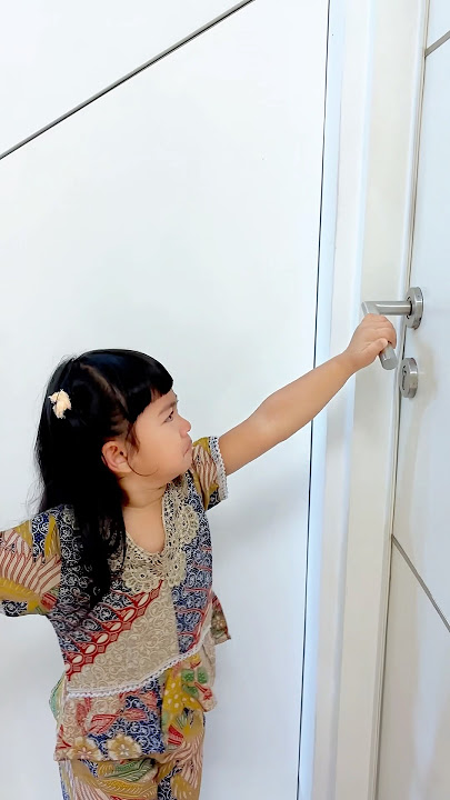 Moana nangis gak berhenti ditinggal ibu pupis…