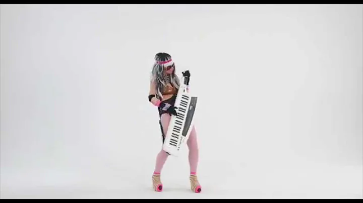 Kristina Karo - Look At Me I Can Do It Too