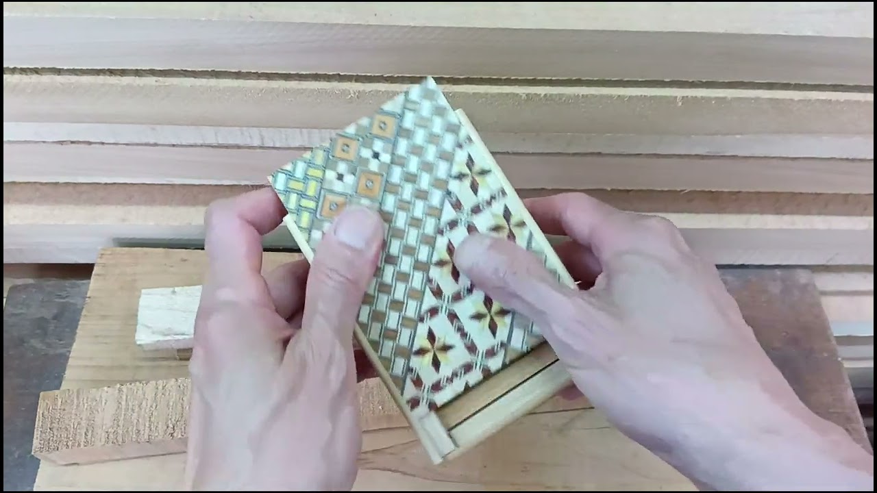 The knock box Unique 5 steps Yosegi/Ichimatsu 4 sun Japanese
