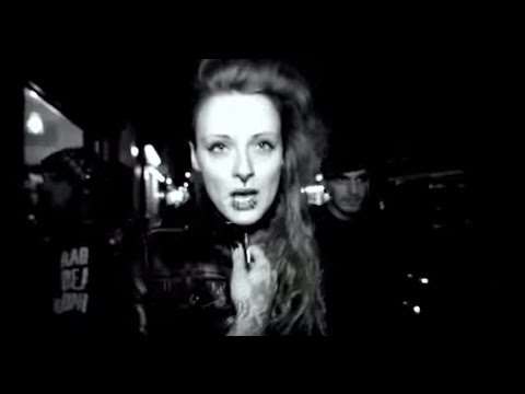 Es war nicht alles schlecht (feat. Nico / War from a Harlots Mouth)" kannst du dir jetzt hier kostenlos als MP3 downloaden: wmg.cc Video: www.dermangler.com