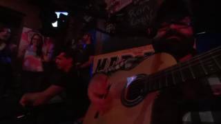 Video thumbnail of "Bamboleo Medley (LIVE) - Fernan Unplugged"