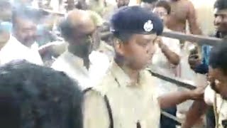 SUPER STAR RAJINIKANTH VISITED KANCHIPURAM AT TODAY screenshot 4