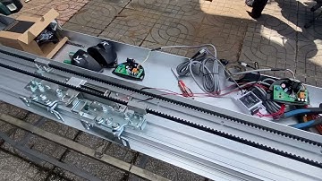 Cửa kính tự động hàn quốc tặng kèm phụ kiện khách mua đỡ tốn tiền