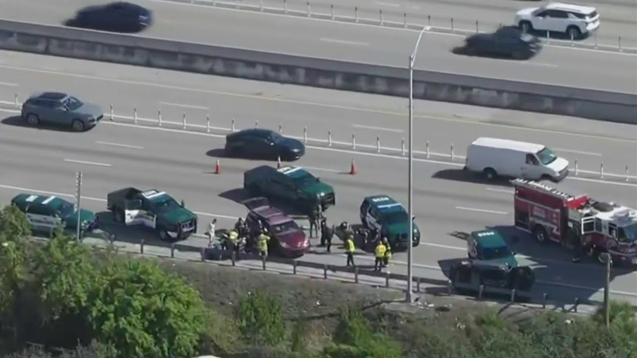 Rollover crash shuts down I‑95 after suspect flees deputy in Broward ...