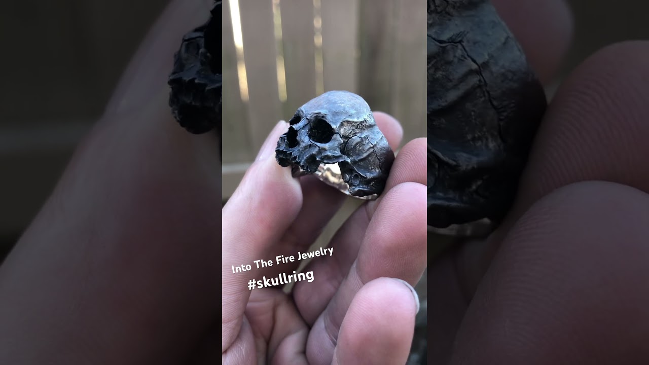 #skullring