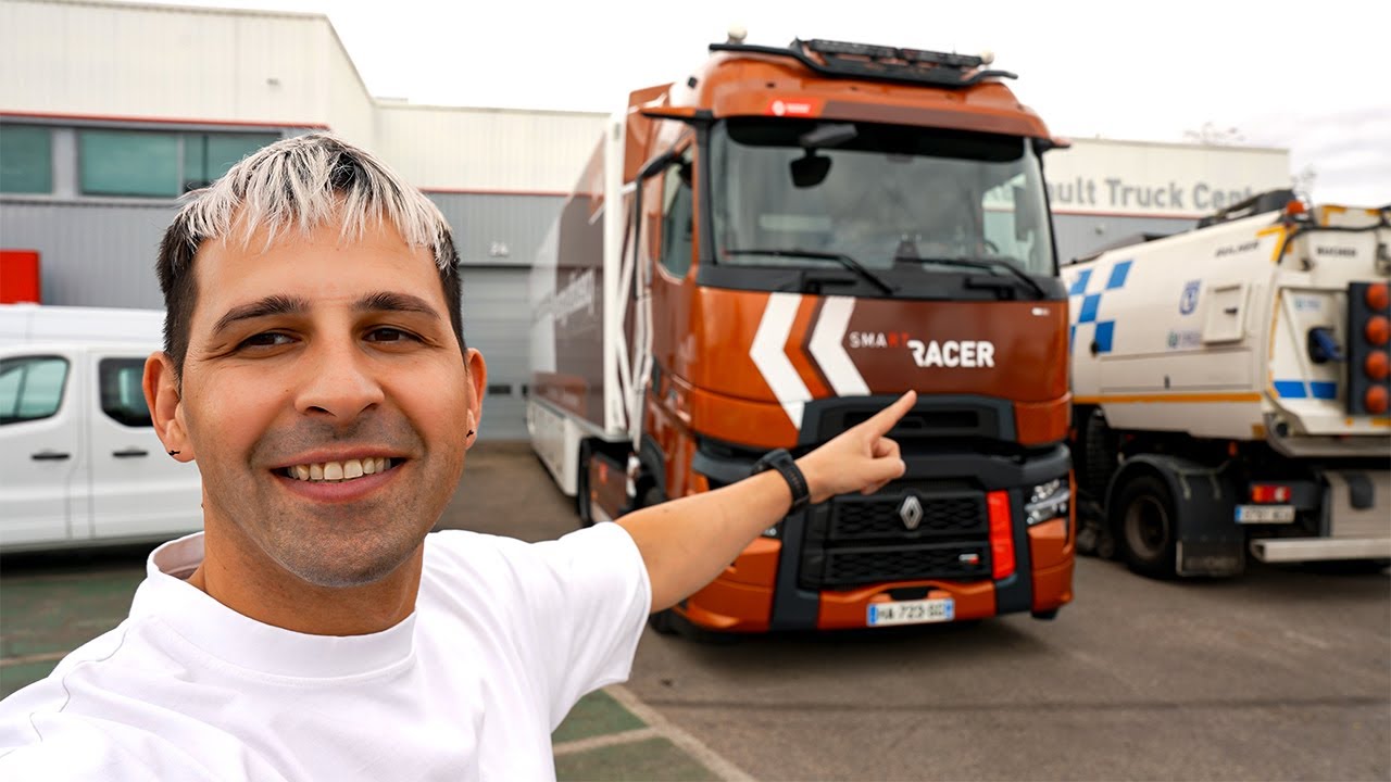 CONDUCIENDO el NUEVO RENAULT T SMART RACER | LaurGarage