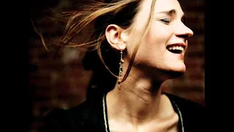 Madeleine Peyroux Dance me to the end of love