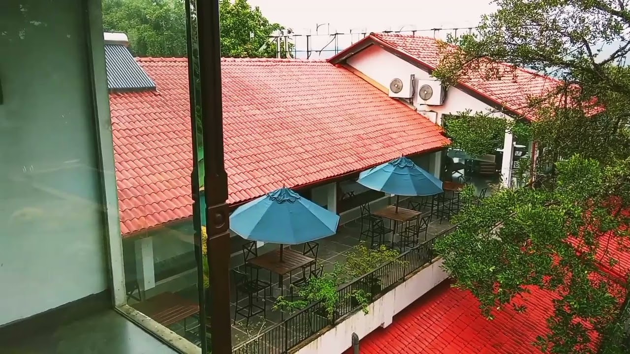 PURPLE SUN RESORT AVISSAWELLA