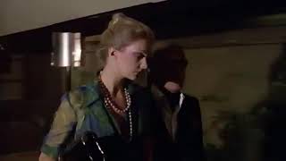 Alberto Sordi e lo scisma Lefebvre dalla principessa Altoprati (tratto da I nuovi mostri - 1977)