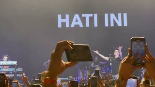 NOAH Live in KL 22’ - Separuh Aku (opening)