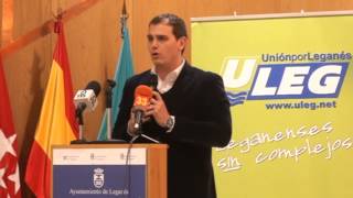 ALBERT RIVERA RECIBE UN PREMIO EN LEGANÉS (MADRID)