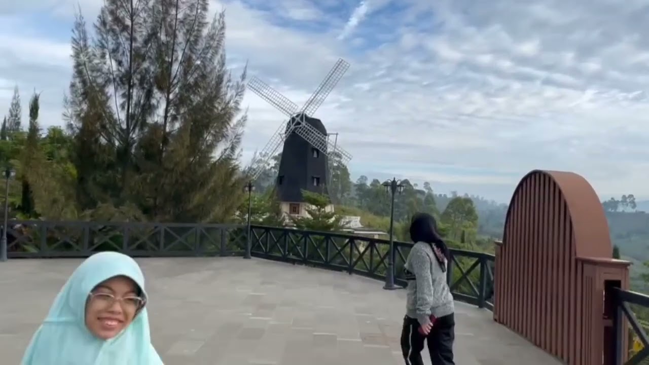 Annisa di loken barn merek