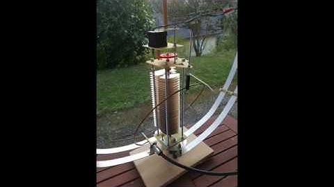 Magnetic Loop Antenna - automatically tuned with stepper