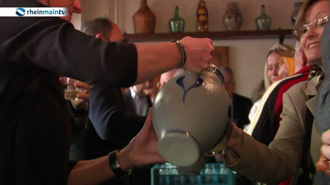 Traditionelle Ebbelwoi-Prob bei POSSMANN