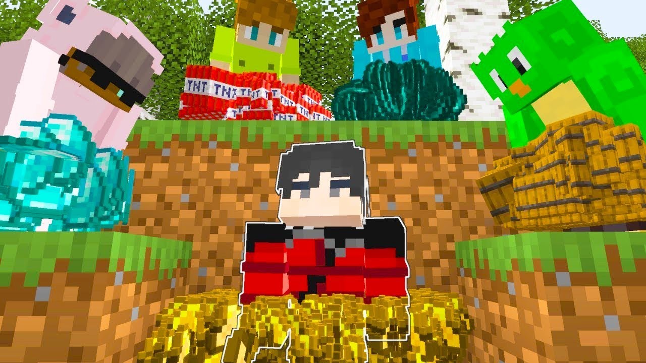 Minecraft Random Item Challenge VS 4 Hitmen - YouTube