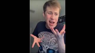 THIS GUY IS SO CRINGE BUT THE MEMES OF HIM R SO FUNNY 😂