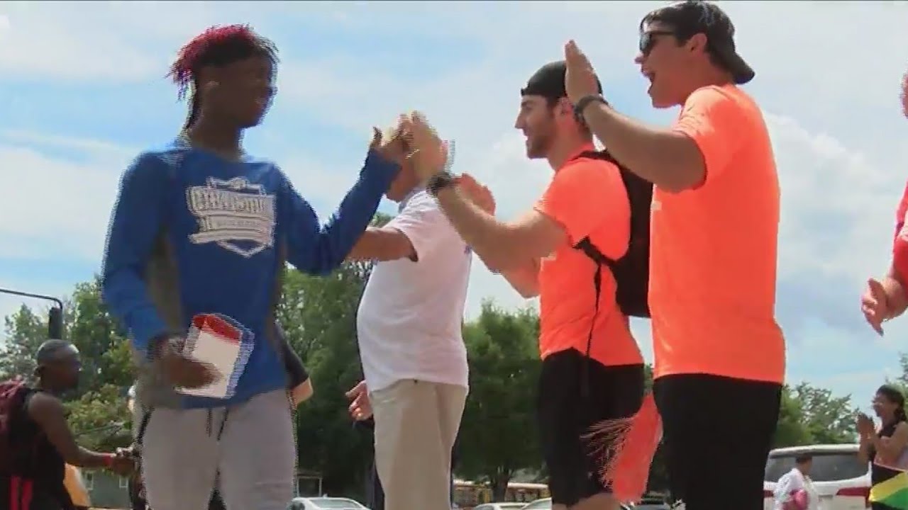 Rochester native and former NFL Tight End Roland Williams