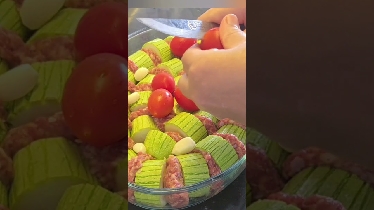 Fırında Köfteli Kabak Tarifi 🥒 En Kolay ve Lezzetli Akşam Yemeği! 😍 Fırında Köfteli Kabak Tarifi 🥒 En Kolay ve Lezzetli Akşam Yemeği! 😍
