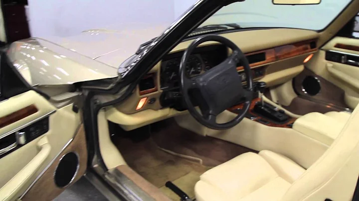 3401 CHA 1995 Jaguar XJ S