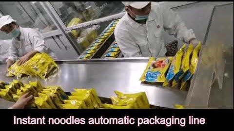 Instant noodles automatic packing machine line with automatic pouch dispenser and noodles group pack