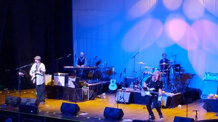 Christopher Cross w/Jason Scheff - Sailing (10-1-19)