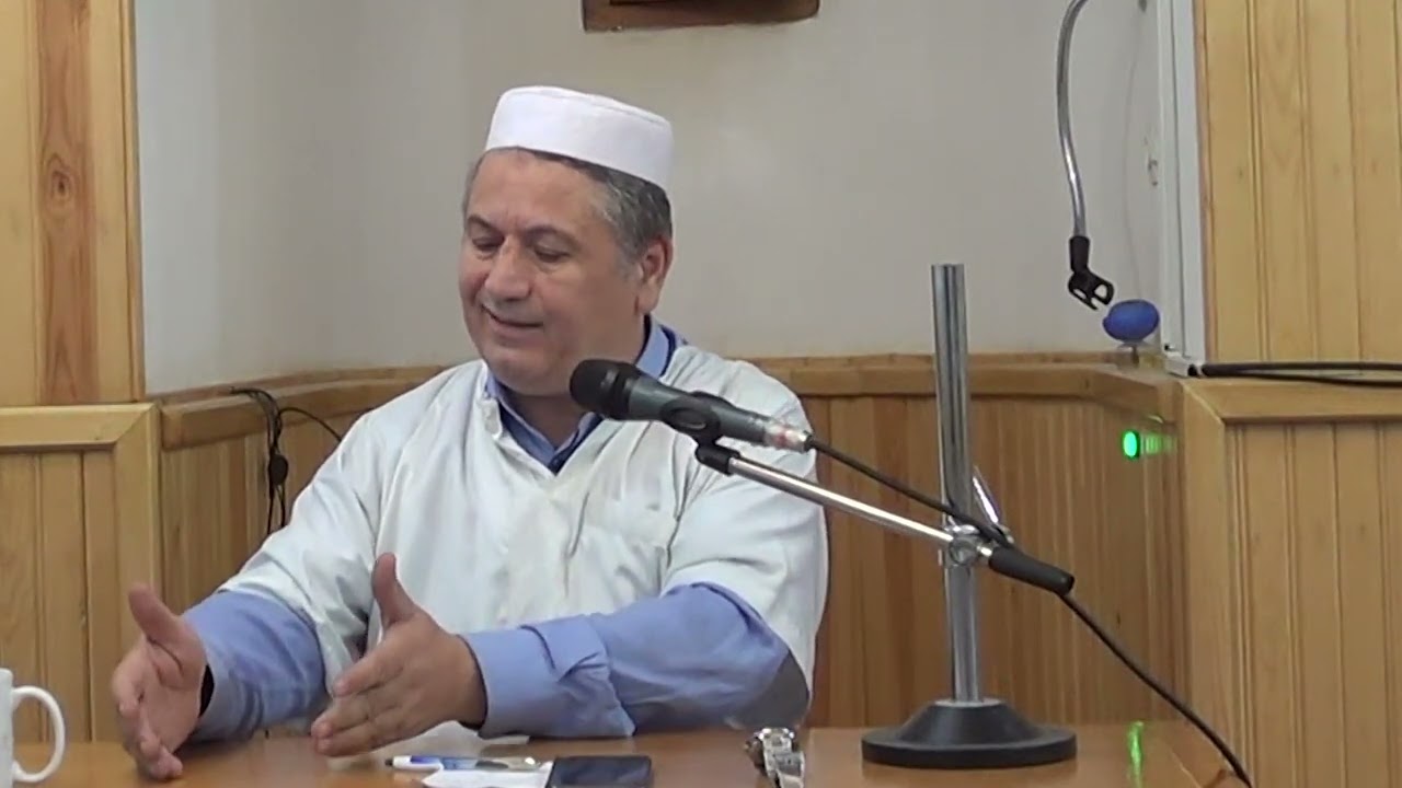 الأستاذ: بكلي عمر مفاتح الحياة الطيبة