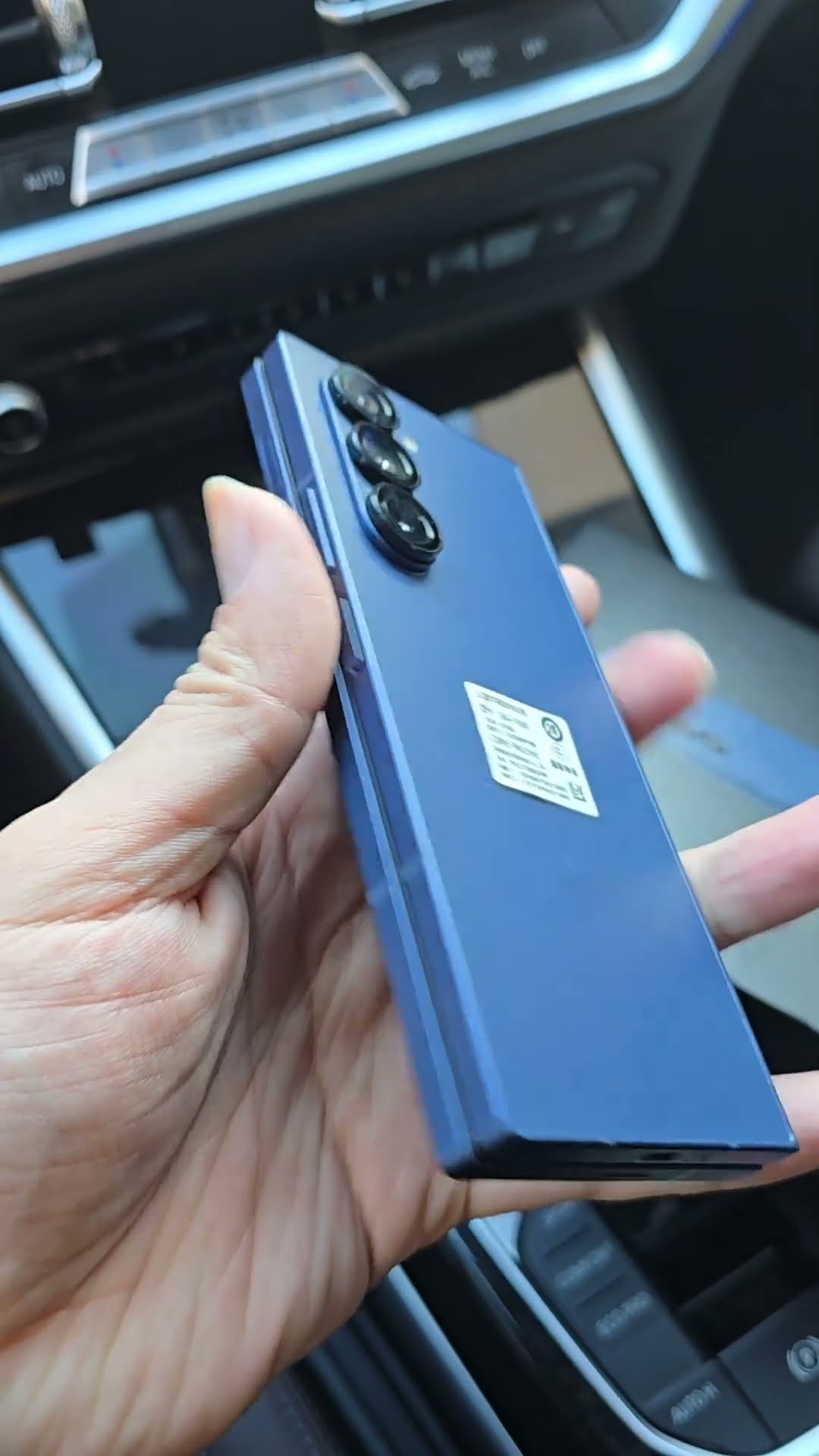 Samsung fold6 almost new delivery Thanks to Shidao new customer support Samsung fold6