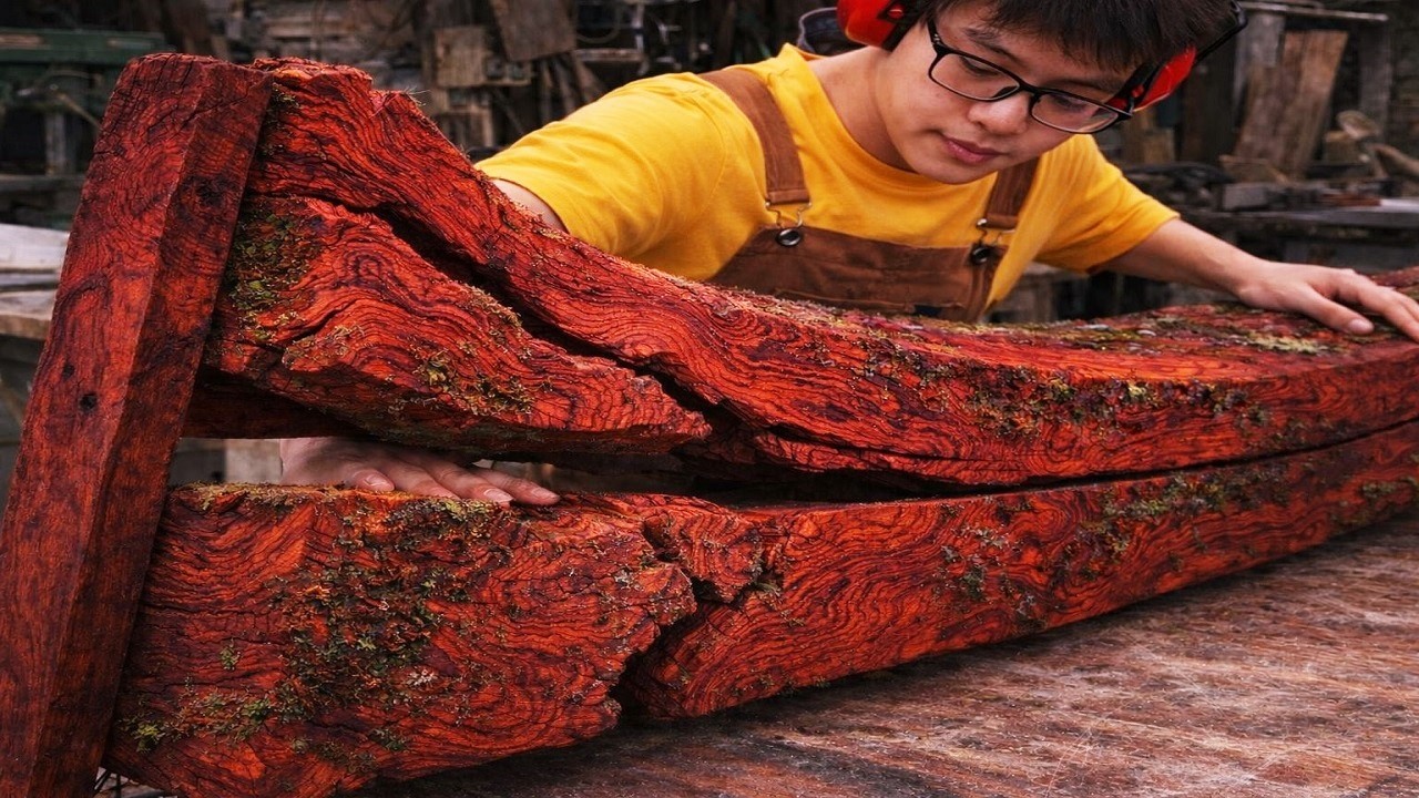 Cracked Wood Restoration – Creating a Beautiful Furniture Masterpiece