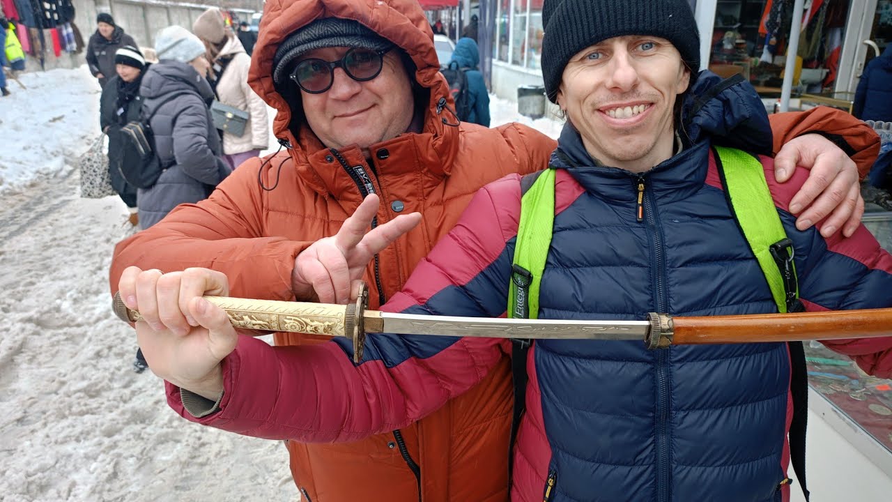 Что происходит на барахолке.