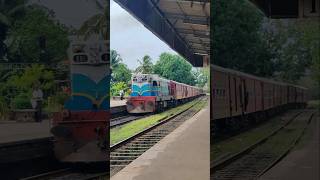 Manitoba එක්ක මඩකලපු ඉදන් කොළඹ යන උදය දේවී🫅😍 #loco #m2 #manitoba #emd #g12 #railway #srilanka 🇱🇰