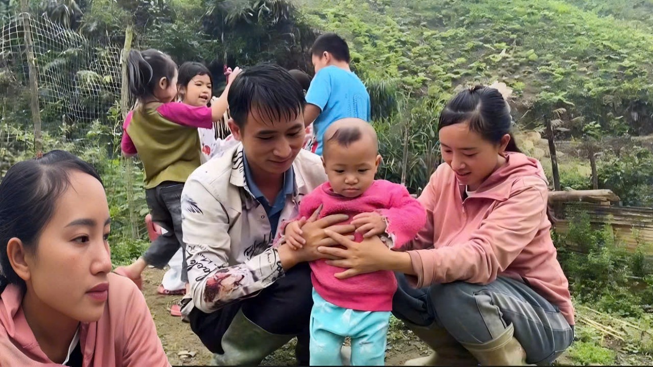 Жена ТУ была убита горем, увидев соседских детей и пожалев своего собственного ребенка.
