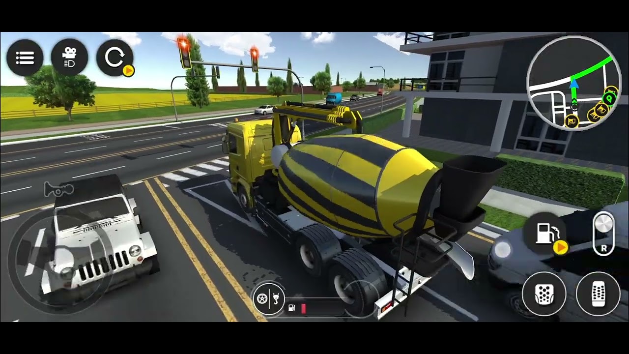 Xe trộn bê tông và xe đầu kéo đến công trình