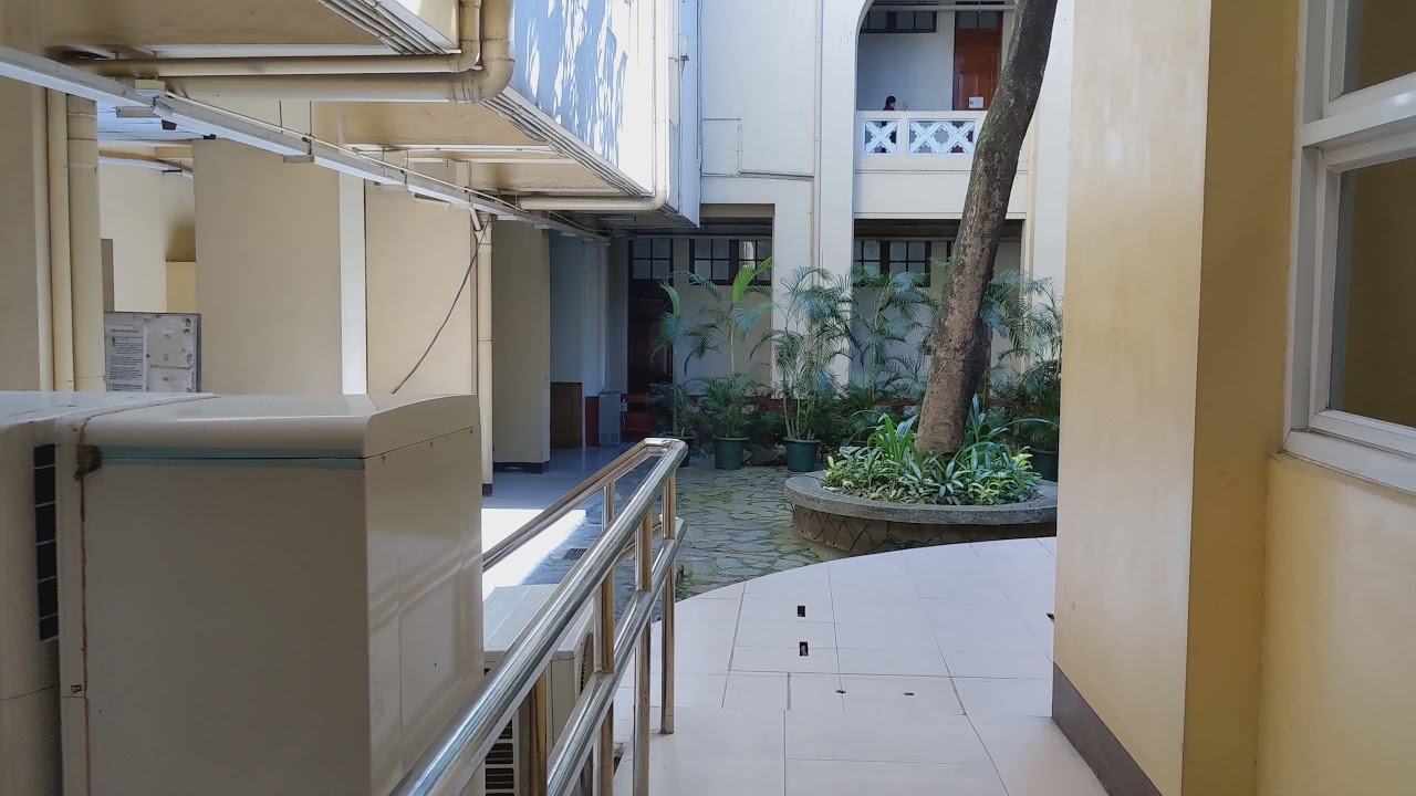 4K Walk through Malcolm Hall University of The Philippines Diliman