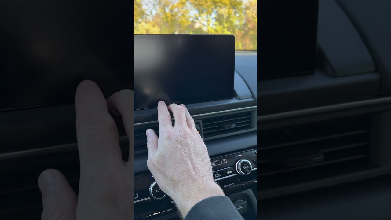 2024 Honda Pilot Touring Interior