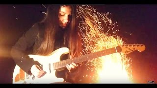 Eva Vergilova Midnight Playing