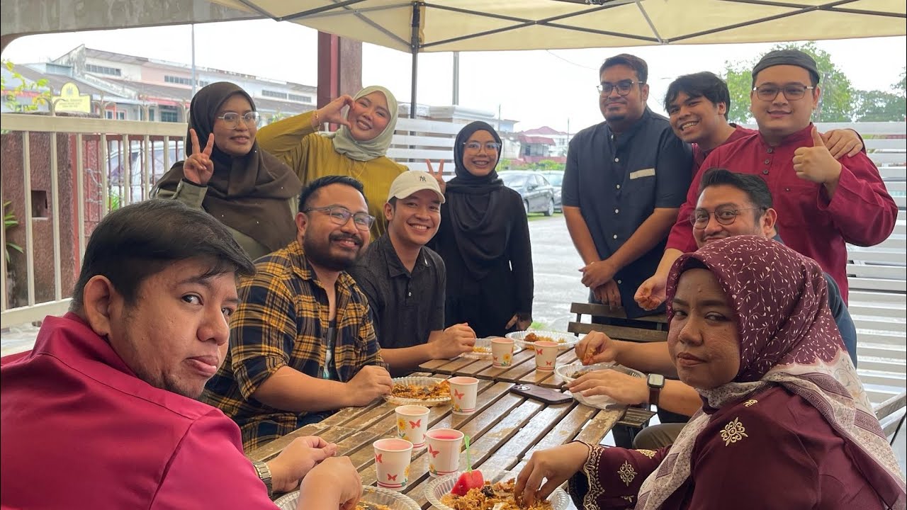 RAYA-RAYA NGMY 2025 DI RUMAH FLUFFIIEE & PANDA! 😺