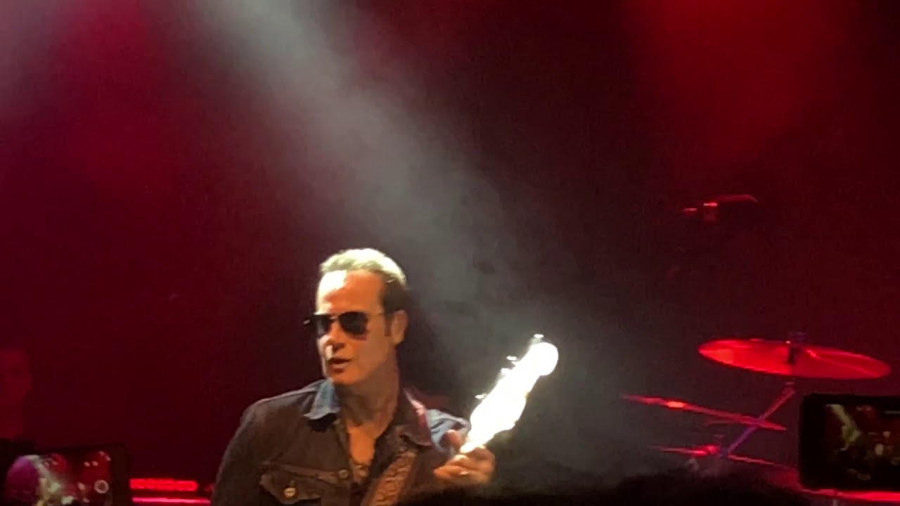 Johnny Depp with Stone Temple Pilots Johnny depp plays with stone temple pilots at the Canyon in Valencia California.