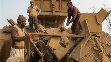 How to break large rocks without Machines⁉️Best Rock Crusher In ACTION⚒️😨#asmrsounds#stonecrushers