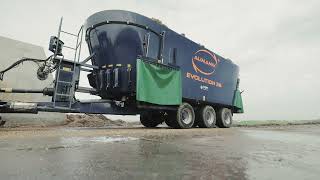 Triple-Auger Vertical Diet Feeder | ALIMA-BIS Solutions for Large Livestock Farms