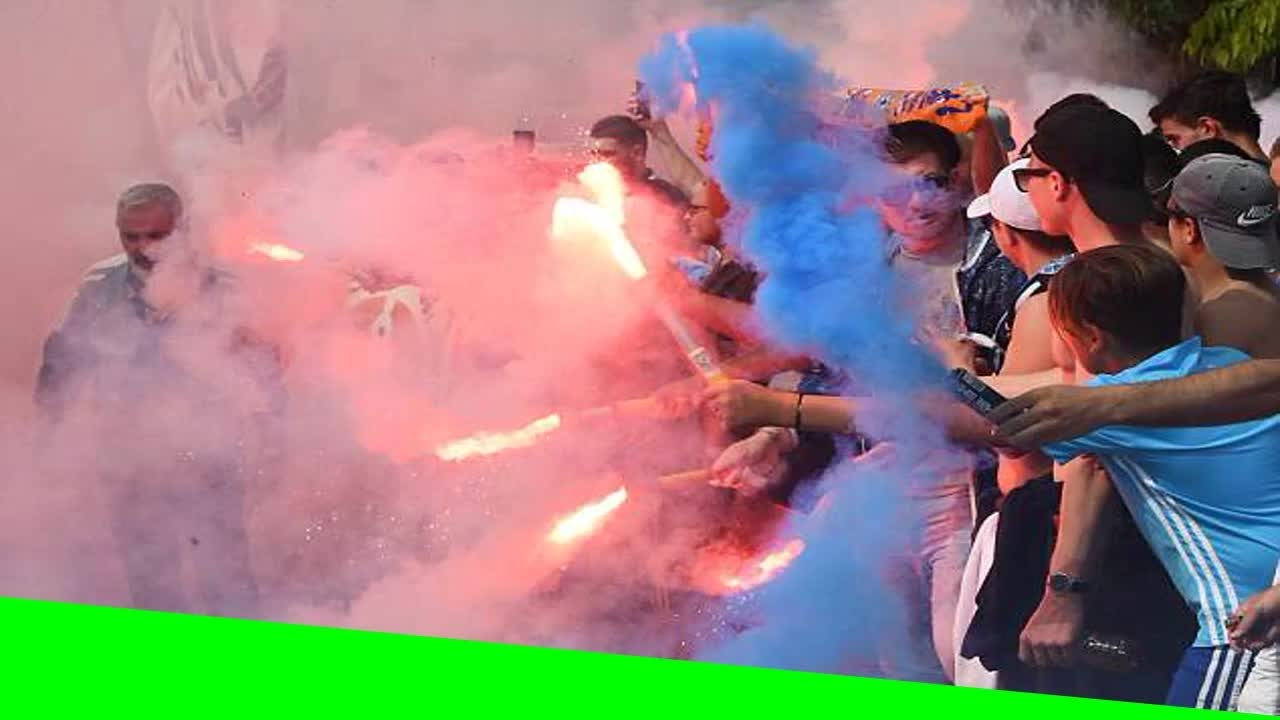 Marseille fans let off sea of blue and orange flares at team training